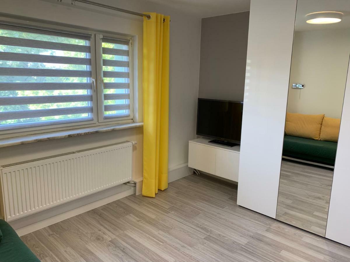 Comfortable Studio Only 20 Minutes From International Conference Center Katowice Best Place For Wuf2022 Eec Tnf Off Etc Siemianowice Śląskie Dış mekan fotoğraf